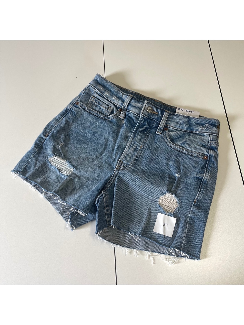 Old Navy Women's Size 0 Distressed Denim Jean Shorts